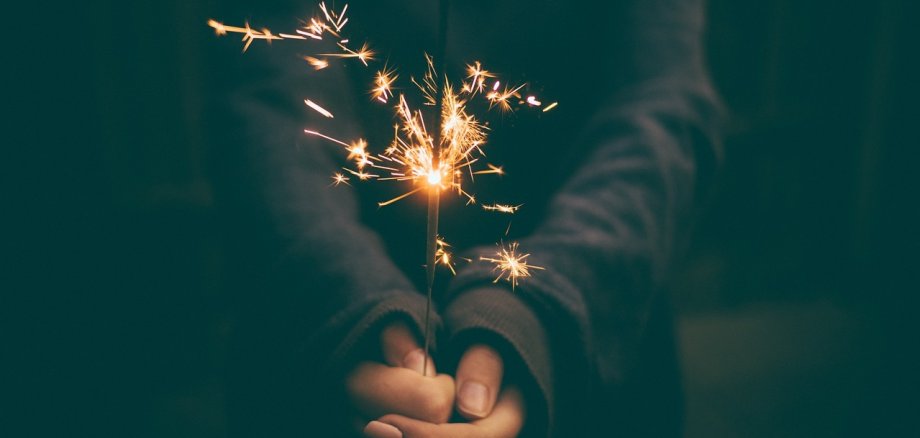 Wunderkerze Hier sehen Sie eine Wunderkerze.