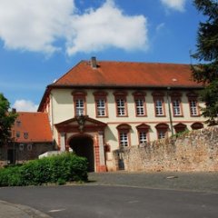 Sie sehen die Propstei in Blankenau.