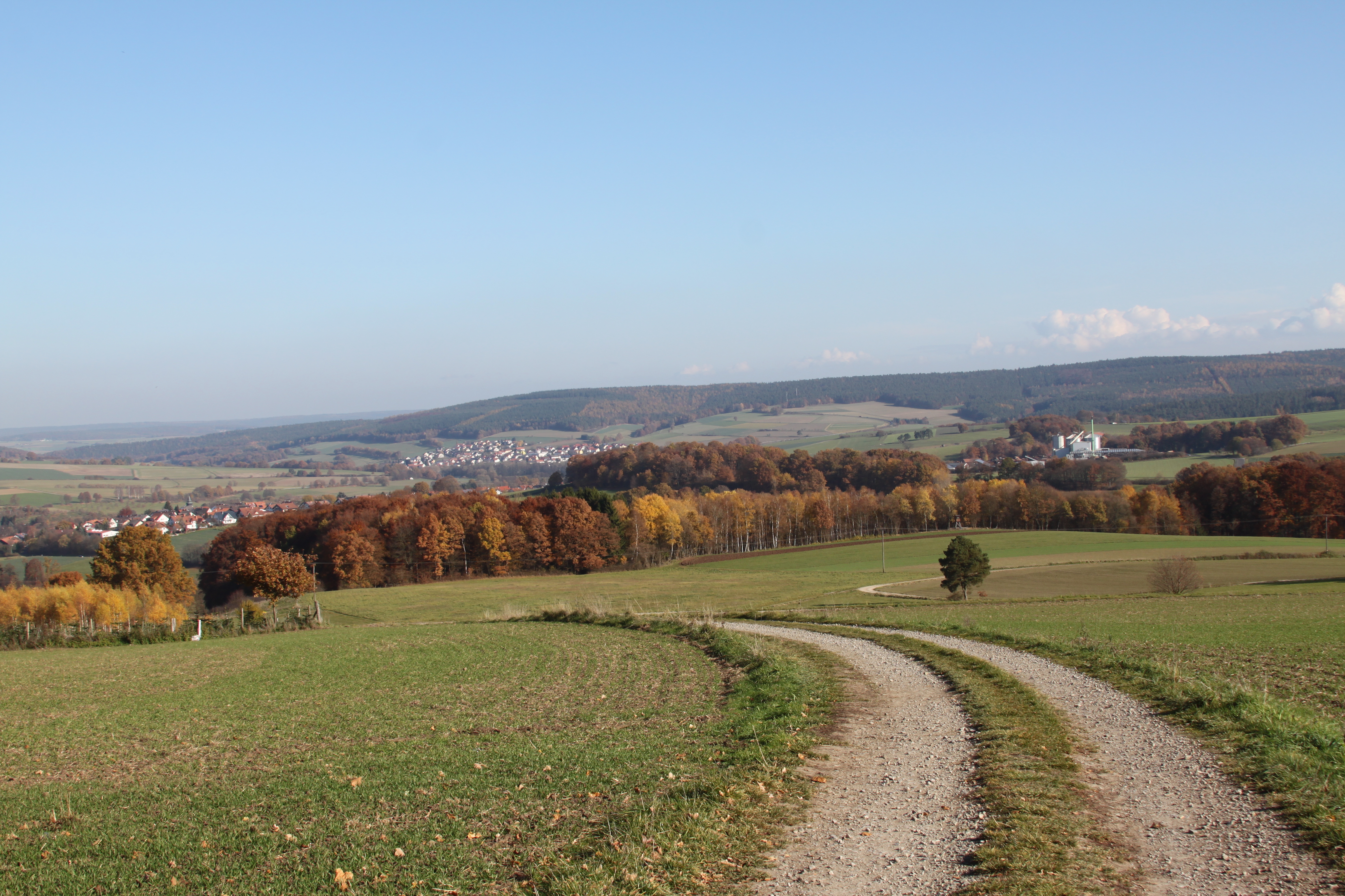 Hier sehen Sie eine Naturaufnahme der Gemeinde Hosenfeld.