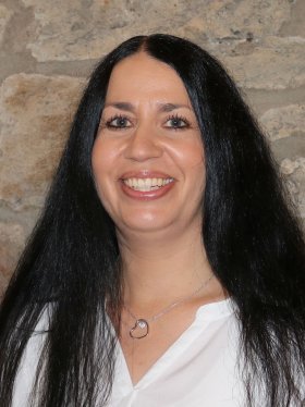 Sabrina Brehler Sie sehen die Leitung des Kindergartens Hainzell Sabrina Brehler.