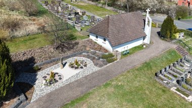 Hier sehen Sie den Friedhof in Blankenau.