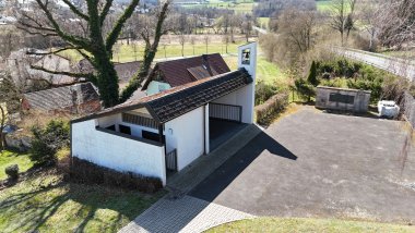 Hier sehen Sie den Friedhof Hainzell.