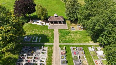 Hier sehen Sie den Friedhof Jossa.