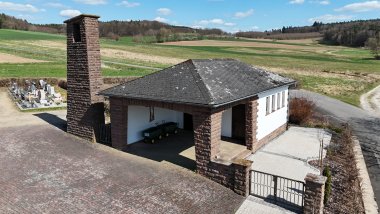 Hier sehen Sie den Friedhof Schletzenhausen.