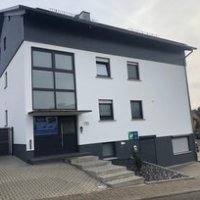 Sie sehen das Boardinghouse der Familie Schrimpf in Hosenfeld.